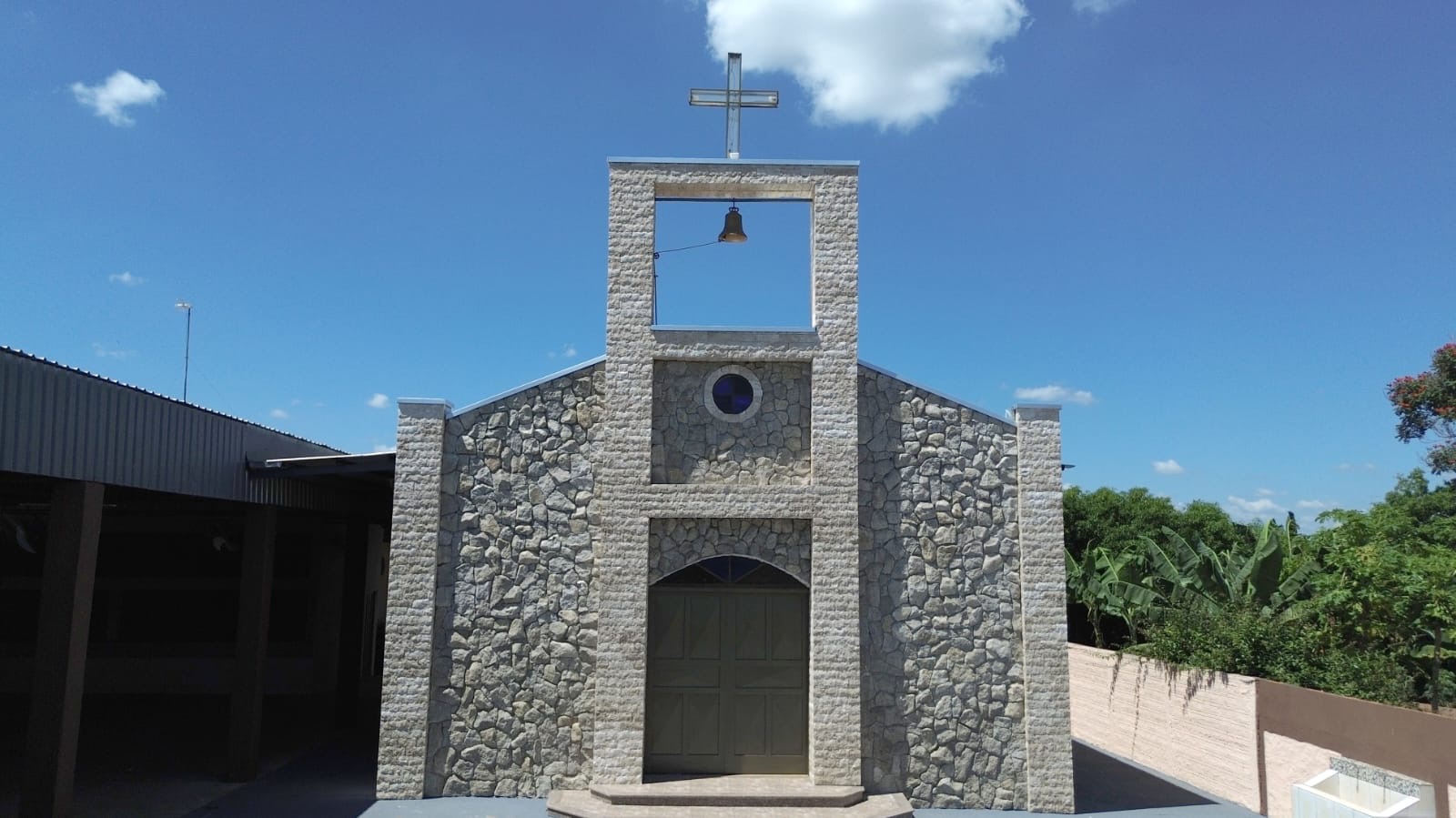 Moledo e Pedras Especiais